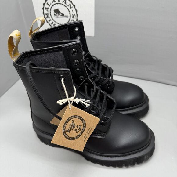 Dr. Martens 27032 Women Mono Vegan Leather Combat Boots Black Lace Up Size 5 NEW - Picture 10 of 11